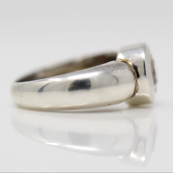 CNA VINTAGE Sterling Bezel-Set Topaz Ring 5.75 - Picture 2 of 5